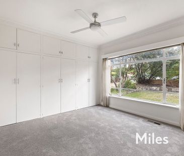 29 Charteris Drive, Ivanhoe East - Photo 1