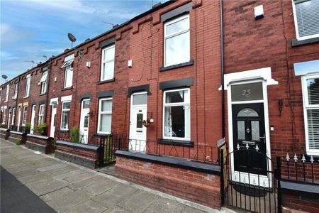 Gould Street, Denton, Manchester, M34 2AD - Photo 2