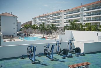 Beautiful New and modern 2 bedroom apartments for rent in Palm mar