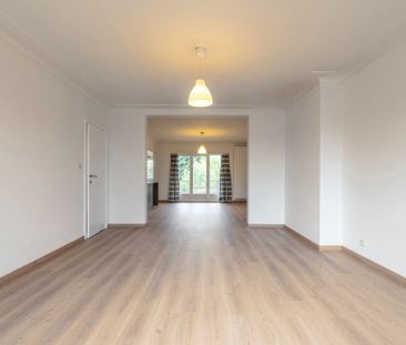 Ruim instapklaar appartement met 2 slaapkamers en terras - Photo 4