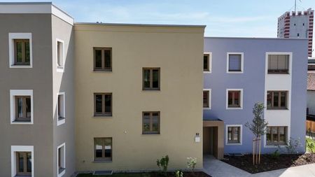 Neubau-Erstbezug! Hochwertige 4-Zimmer-Wohnung mit Loggia! - Photo 2