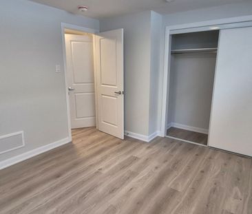 For Lease - 401 Glenroy Gilbert Drive Unit# 9, Barrhaven, Ontario - Photo 4