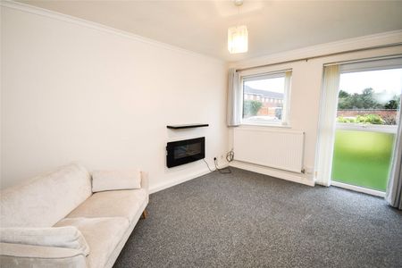Village Way, CH45 3NZ, Wallasey - Photo 2
