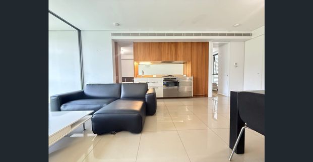 2 Bedroom In Central Park - Photo 1