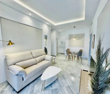 Apartamento de alquiler en Calle Gran Vía de Colón, Centro - Sagrario - Foto 4