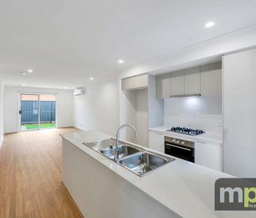 Modern Home in Davoren Park! - Photo 5