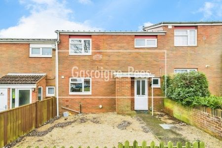 Brighton Hill, RG22 - Photo 5