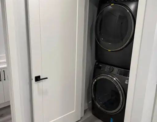 LEGAL 1-Bed + Nook Basement | Brand New Everything + FREE HIGH-SPEED INTERNET! | Calgary - Photo 1