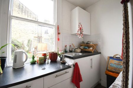 2 bedroom ground floor maisonette to rent - Photo 4