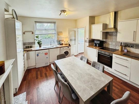 2 bedroom terraced house to rent - Photo 1