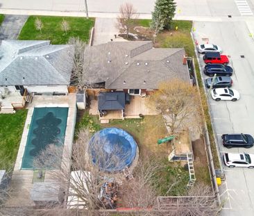 For Lease - 33 Renwick Avenue, Cambridge, Ontario - Photo 2