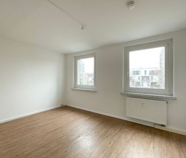 **Direkt im Zentrum: Südbalkon + Aufzug!** - Foto 5