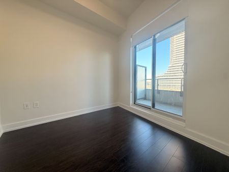 For Lease - 4085 Parkside Village Drive Unit# 407, Mississauga, Ontario - Photo 2