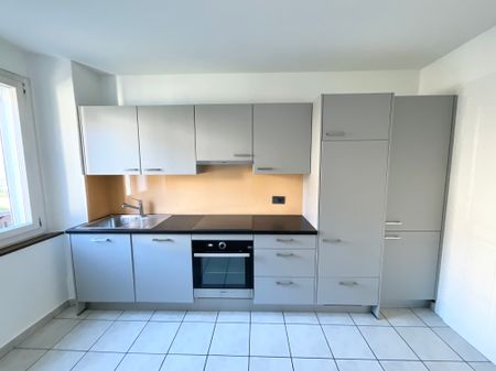 Appartement de 4.5 pièces avec petit balcon - Photo 5