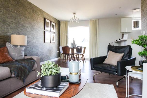 3 bedroom flat to rent - Photo 1