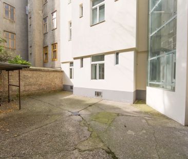 2,5-Zimmer Altbau Wohnung mit wunderschönem Ausblick auf die Kepler... - Photo 3