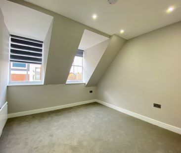 Moulsham Street, Chelmsford - Photo 2