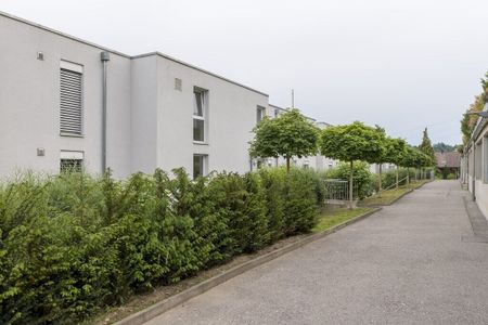 Helle Wohnung mit grossem, sonnigem Balkon - Photo 4