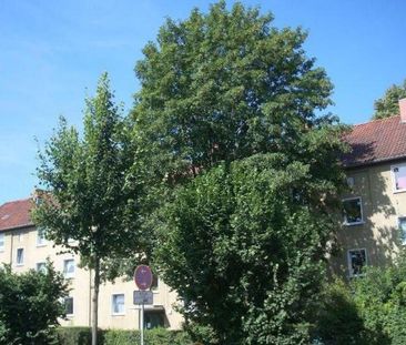 Auf gute Nachbarschaft - schicke 2-Zimmer-Wohnung mit Balkon - Photo 3