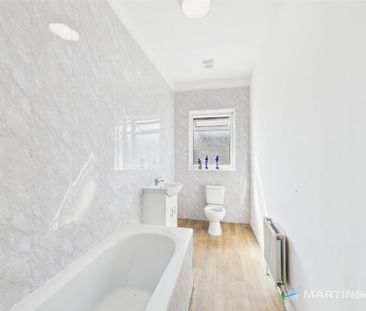 2 bedroom terraced house to rent - Photo 4