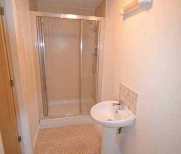 2 bed Apartment for Rent - Photo 1