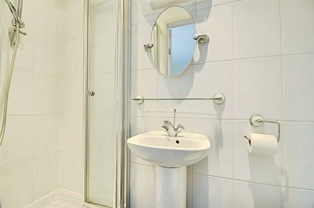 1 Bedroom Flat/Apartment to rent - Photo 5