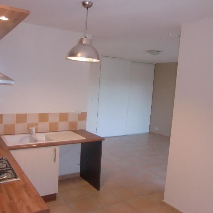 L'Isle/Sorgue dans résidence sécurisée, appartement T1 avec terrasse et parking., - Photo 1