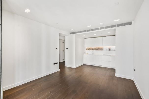 Casson Square Southbank Place, SE1 - Photo 1