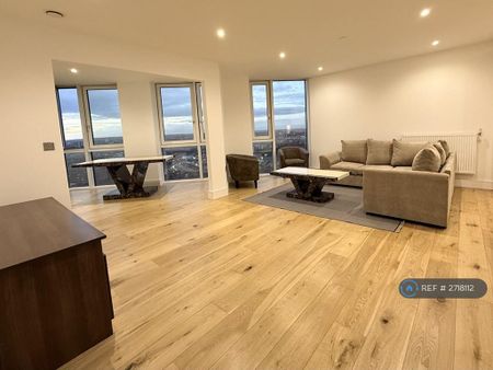 2 bedroom flat to rent - Photo 2