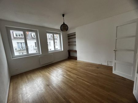 Location Appartement 3 pièces 65m² LE CREUSOT 71200 - Photo 2