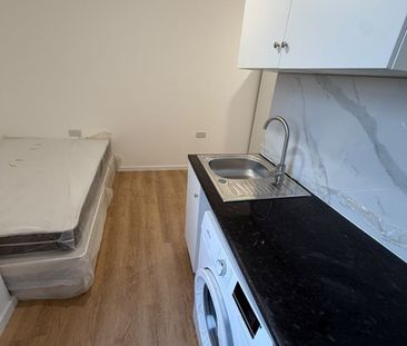 Studio Flat, London Road, CR0 - Photo 6