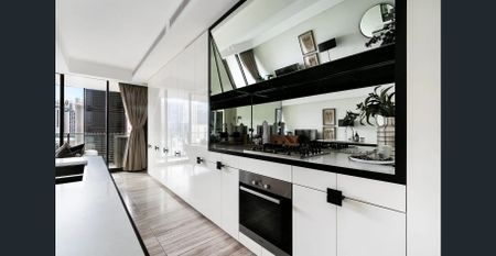 A Vibrant City Lifestyle in the Heart of Haymarket - Photo 3