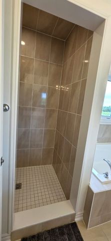 For Lease - 34 Hillcroft Way, Kawartha Lakes, Ontario - Photo 4