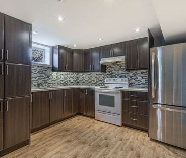 For Lease - 2142 Parkway Drive Unit# Lower, Burlington, Ontario - Photo 2