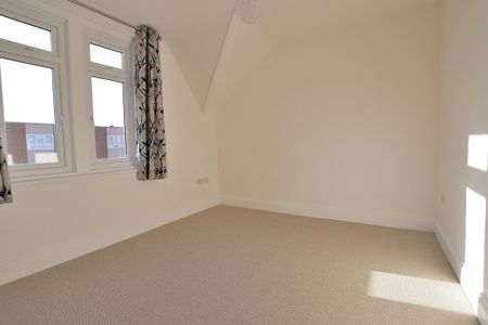 2 bedroom maisonette to rent - Photo 4