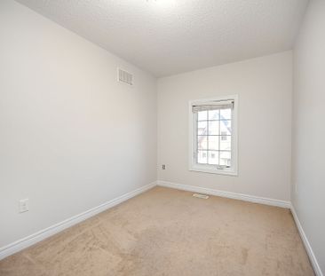 For Lease - 1314 Granrock Crescent, Mississauga, Ontario - Photo 2