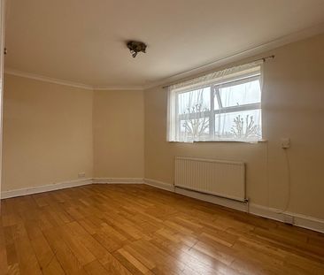 2 Bed Terraced House, Harrow Road, E11 - Photo 1