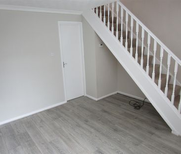 Shelmore Way, Gnosall, Staffordshire - Photo 3