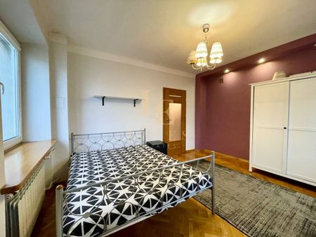 3 min do tramwaju | Hala Mirowska | Garderoba - Photo 2