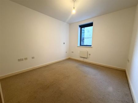 Waterloo Apartments, Leeds City Centre, LS10 1JA - Photo 4