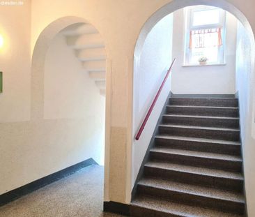 Helle und ruhige 3-Raum-Wohnung in einem liebevoll sanierten Gründe... - Photo 1