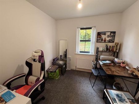 35 Mountpleasant Drive, Newtownards, BT23 4WL - Photo 3