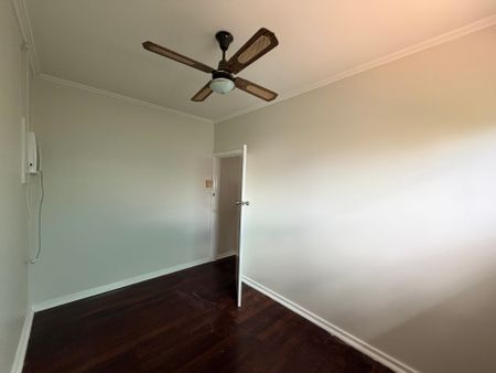 To register & apply for this property, please use this link: https://snug. com/ - Photo 4