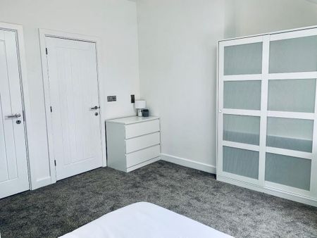 3 bedroom house share to rent - Photo 4