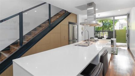 4w/28 Cordelia St, South Brisbane QLD 4101 - Photo 4