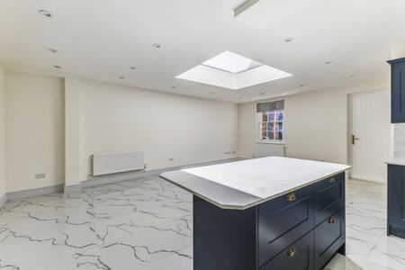 3 bedroom flat to rent - Photo 5