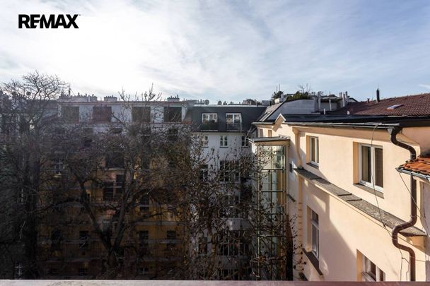 Pronájem bytu 2+kk v osobním vlastnictví 67 m², Praha 2 - Vinohrady - Fotografie 1
