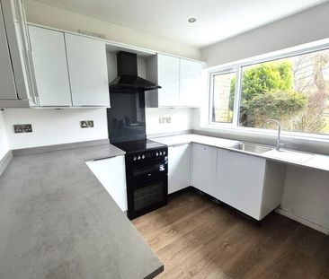 3 bedroom terraced house to rent - Photo 5