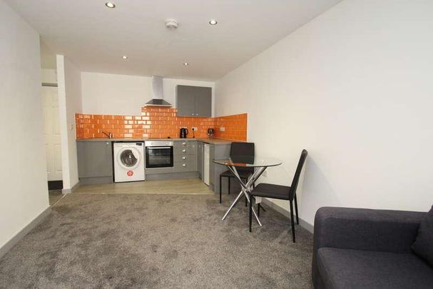 Ferens Court, - Anlaby Road, HU1 - Photo 1