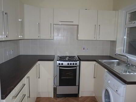 42 Windsor Drive, Belfast, BT9 7FH - Photo 4